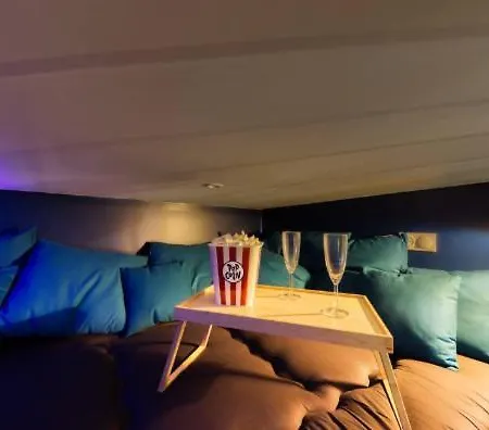 Chic Avec Cour Privee Camping *